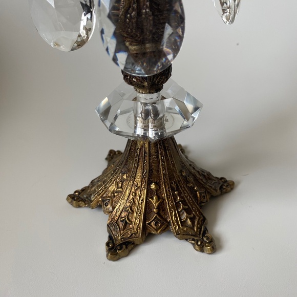 Vintage HOLLYWOOD REGENCY CANDLEHOLDER Brass and Crystal Teardrops Made in Spain - Picture 6 of 9